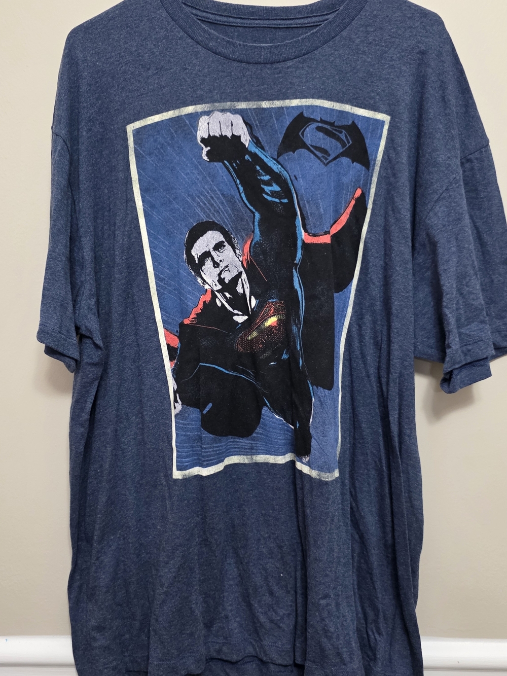 Superman Men's Graphic Crewneck T-Shirt Size 2XL Blue
